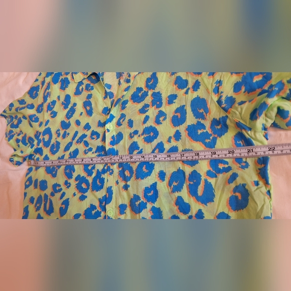 Xhilaration Summer Blouse – Green & Blue Leopard Print, Size L - Picture 9 of 10